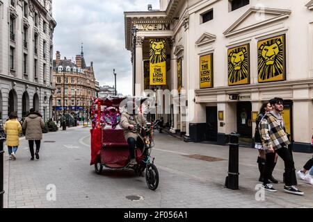 London, UK, March 6, 2021. Londoners are seen walking in West End during an ongoing third Coronavirus lockdown. The Prime Minister Boris Johnson have set a road map on easing the restrictions. Credit: Dominika Zarzycka/Alamy Live News Stock Photo