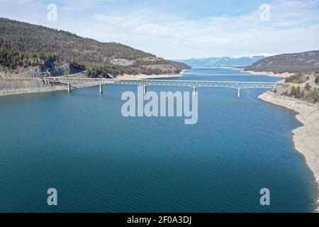 Libby Dam along the Kootenai River and Lake Koocanusa reservoir. (Photo ...