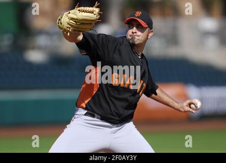 Tour of the Giants Clubhouse with Jeremy Affeldt 