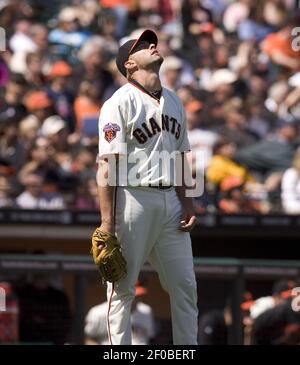 Tour of the Giants Clubhouse with Jeremy Affeldt 