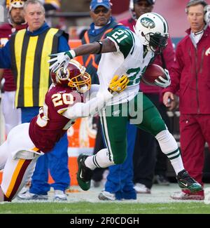 New York Jets LaDainian Tomlinson carries the ball in the third quarter  against the Minnesota Vikings in week 5 of the NFL season at New Meadowlands  Stadium in East Rutherford, New Jersey