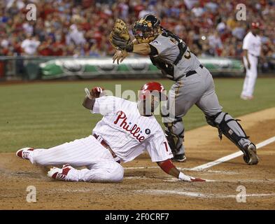 MICHAEL MCKENRY PITTSBURGH PIRATES ACTION SIGNED 8x10