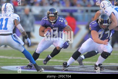 Minnesota Vikings center Matt Birk is shown during an NFL football game  against the Washington Redskins Sunday, Dec. 23, 2007 in Minneapolis.(AP  Photo/Tom Olmscheid Stock Photo - Alamy