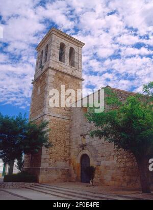 IGLESIA PARROQUIAL DEL SIGLO XVI - FACHADA OCCIDENTAL. Location: ST. PETER'S CHURCH. CAMARMA DE ESTERUELAS. MADRID. SPAIN. Stock Photo