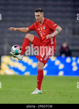 Munich, Germany. 06th Mar, 2021. Niklas SUELE, FCB 4   in the match FC BAYERN MÜNCHEN - BORUSSIA DORTMUND 4-2 1.German Football League on March 6, 2021 in Munich, Germany.  Season 2020/2021, matchday 24, 24.Spieltag, 1. Credit: Peter Schatz/Alamy Live News Stock Photo