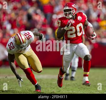 San Francisco 49ers inside linebacker Patrick Willis #52 before the game  against the Kansas City Chiefs at Levi's Stadium in Santa Clara, Calif. on  Sunday, Oct. 5, 2014. (AP Photo/Michael Zito Stock