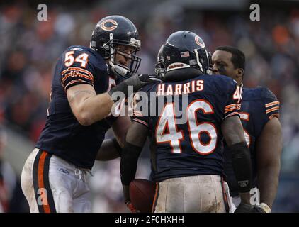 New York Jets linebacker Brian Thomas (99) pressures San Diego Chargers  quarterback Philip Rivers (17) in