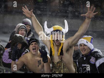 Photos: Chicago Bears Fans Brave Frigid Temperatures at Soldier Field – NBC  Chicago