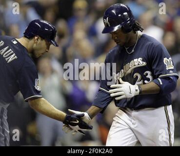 Randy Wolf, Ryan Braun help Milwaukee even series