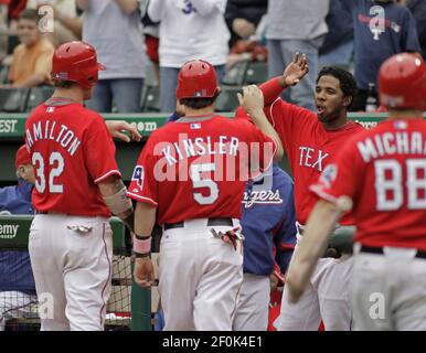 Texas Rangers manager Ron Washington during a baseball game against the  Seattle Mariners in Arlington, Texas, Wednesday, May 13, 2009. (AP  Photo/Tony Gutierrez Stock Photo - Alamy