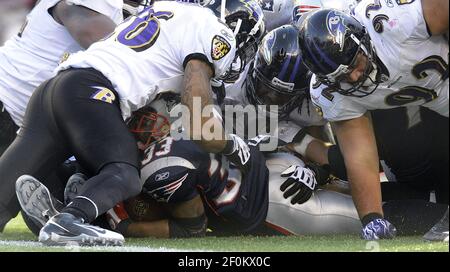 Pittsburgh Steelers' Martavis Bryant (10) muffs a kickoff, but recovered  the ball during an NFL football game against the Baltimore Ravens, Sunday,  Dec. 10, 2017, in Pittsburgh. (AP Photo/Keith Srakocic Stock Photo - Alamy