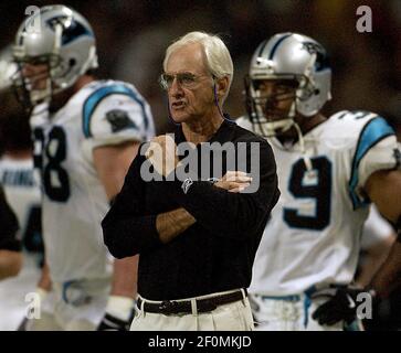 Carolina Panthers coach George Seifert, right, talks with team owner Jerry  Richardson before the start of the Panthers' game against the New York Jets  in Charlotte, N.C., Sunday, Oct. 28, 2001. Seifert