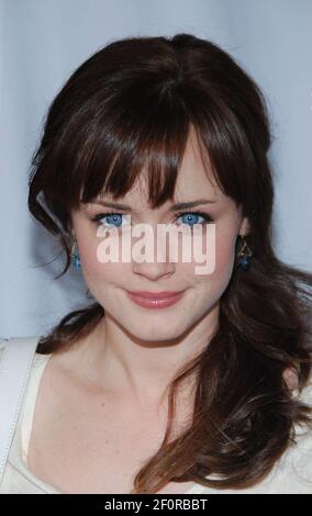 https://l450v.alamy.com/450v/2f0rbbt/alexis-bledel-28-january-2007-west-hollywood-california-the-9th-annual-i-have-a-dream-foundation-los-angeles-dream-keeper-awards-gospel-brunch-at-the-sunset-strip-house-of-blues-photo-credit-giulio-marcocchisipa-press-copyright-2007-by-giulio-marcocchidream-gm0280701291336-2f0rbbt.jpg