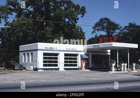 N.J. Brown Gulf gas station Route 17 Kingsland Georgia ca. 1979 Stock Photo