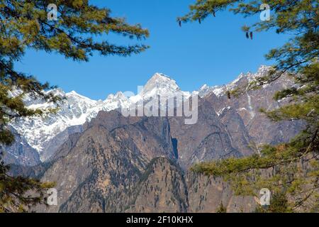 Himalaya, panoramic view of Indian Himalayas, great Himalayan range, Uttarakhand India Stock Photo