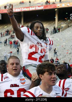 Ole Miss RB Dexter McCluster has no fear, big heart