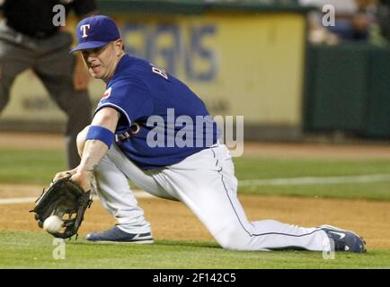 Tampa Bay Rays' Hank Blalock (9) during a baseball game against the Texas  Rangers Friday, June 4, 2010, in Arlington, Texas. (AP Photo/Tony Gutierrez  Stock Photo - Alamy