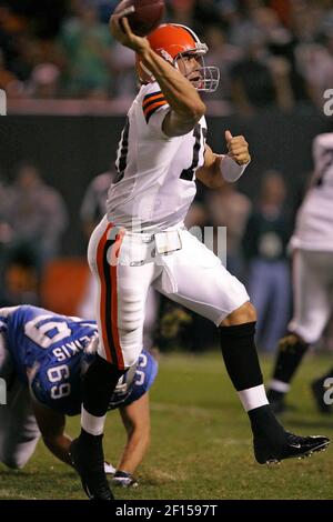 Cleveland Browns quarterback Brady Quinn (10) hands off to running back  Jerome Harrison (35) during the NFL football game between the Kansas City  Chiefs and the Cleveland Browns at Arrowhead Stadium in