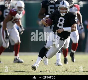 Oakland, California, USA. 21st Dec, 1997. Oakland Raiders vs. Jacksonville  Jaguars at Oakland Alameda County Coliseum Sunday, December 21, 1997.  Jaguars beat Raiders 20-9. Oakland Raiders defensive back Terry McDaniel  (36) trips