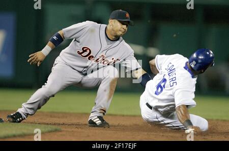 Ex-Detroit Tigers Ordoñez, Guillen reunite in Puerto Rico