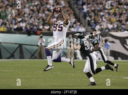 KRT STAND ALONE PHOTOGRAPH BY GEORGE BRIDGES/KRT (August 22) Philadelphia  Eagles defensive end Jevon Kearse (93) is shown during a preseason game  against the Baltimore Ravens on Saturday, August 20, 2005, in