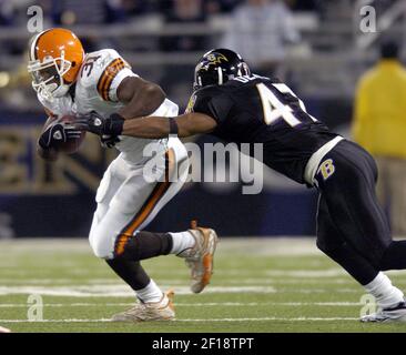 Running back William Green of the Cleveland Browns runs against the