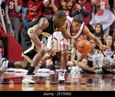 KRT SPORTS STORY SLUGGED: NBADRAFT KRT PHOTOGRAPH BY STEVE DESLICH