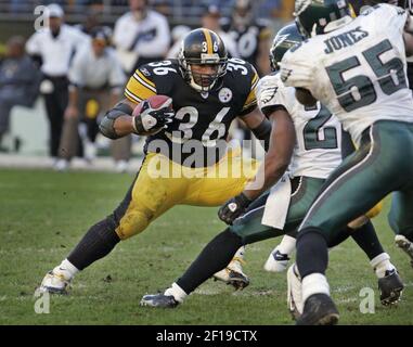 Pittsburgh Steelers Jerome Bettis became the the NFL seventh all-time  leading rusher, during the fourth quarter at Heinz Feild in Pittsburgh, in  the game against the San Diego Chargers on December 21, 2003. The Steelers  went on to defeat the Chargers 4