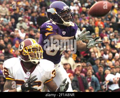 Minnesota Vikings wide reciever Randy Moss catches a touchdown pass over  Washington Redskins safety Sean Taylor on Sunday, Jan. 2, 2005, in  Landover, Md. The Redskins won the game 21-18. (AP Photo/Evan