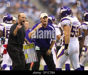 Indianapolis Colts head coach Jeff Saturday on the sidelines during an NFL  football game against the Pittsburgh Steelers, Monday, Nov. 28, 2022, in  Indianapolis. (AP Photo/Zach Bolinger Stock Photo - Alamy