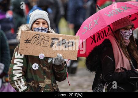 Gdansk, Poland 7th, March 2021 Protester holding a poster with ' metoo ' (#meetoo) slogan is seen in Gdansk, Poland on 7 March 2021 The Manifa is annual feminist and woman rights rally to celebrate International Women's Day - a global day celebrating the social, economic, cultural and political achievements of women. Protesters demand woman rights, respect, and free choice of abortion. Credit: Vadim Pacajev/Alamy Live News Stock Photo