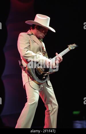 INXS in concert at Wembley Arena in London, UK. 18th June 1997 Stock Photo