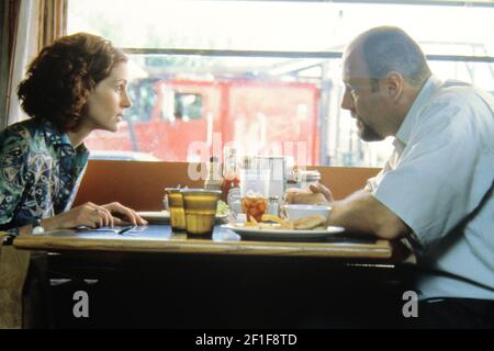 Julia Roberts, James Gandolfini, 'The Mexican' (2001) DreamWorks Pictures. Photo Credit: Merrick Morton/DreamWorks Pictures /The Hollywood Archive - File Reference # 34082-1094THA Stock Photo