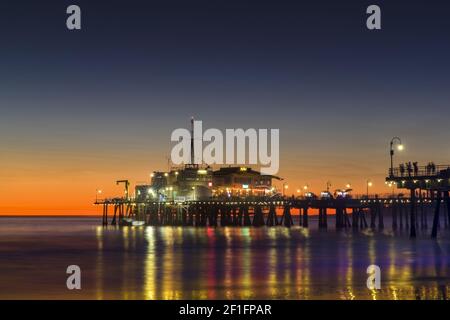 Silhouette of a pier at dusk, Santa Monica Pier, Santa Monica, Los
