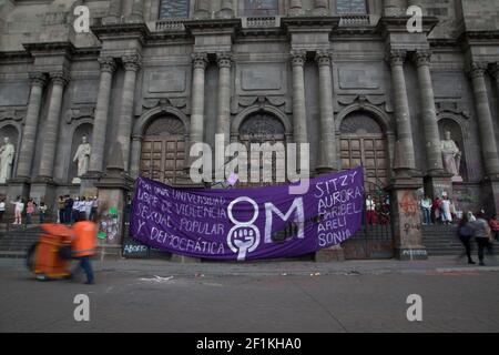 Toluca, Mexico. 08th Mar, 2021. TOLUCA, MEXICO - MARCH 8: A women group take part during a protest against gender violence during the commemoration of International Women's Day at downtown on March 8, 2021 in Toluca, Mexico (Photo by Eyepix Group/Pacific Press) Credit: Pacific Press Media Production Corp./Alamy Live News Stock Photo