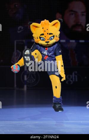 Peluche Officielle Mascotte PSG Germain Le Lynx - 25 Cm - Collection Paris Saint-Germain