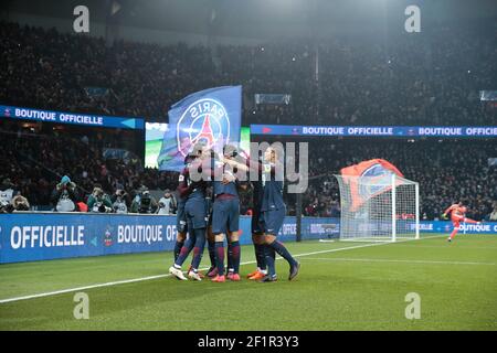 Angel Di Maria (psg) scored the first goal, celebration with Edinson Roberto Paulo Cavani Gomez (psg) (El Matador) (El Botija) (Florestan), Edinson Roberto Paulo Cavani Gomez (psg) (El Matador) (El Botija) (Florestan), Thiago Silva (PSG), Yuri Berchiche (PSG), Presnel Kimpembe (PSG), Julian Draxler (PSG) during the French Cup, quarter final football match between Paris Saint-Germain and Olympique de Marseille on February 28, 2018 at Parc des Princes Stadium in Paris, France - Photo Stephane Allaman / DPPI Stock Photo