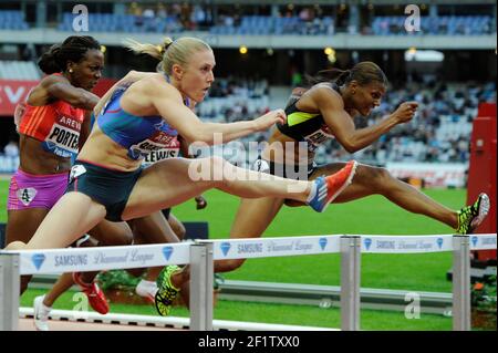 ATHLETICS - MEETING AREVA 2012 - STADE DE FRANCE / PARIS (FRA) - 06/07/2012 - PHOTO STEPHANE KEMPINAIRE / KMSP / DPPI - HURDLES WOMEN Stock Photo