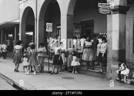 Street scenes, San Cristobal, Pinar del Rio, Cuba, Pinar del Rio (Cuba : Province), San Cristobal (Cuba), 1963. From the Deena Stryker photographs collection. () Stock Photo