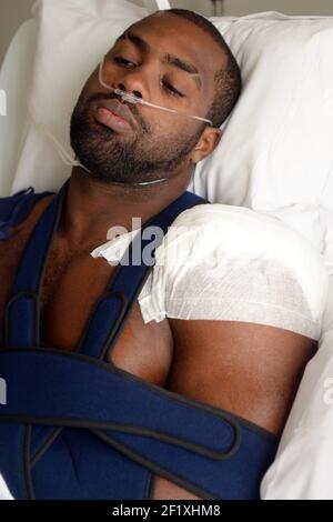 Shoulder arthroscopy for french judoka Teddy Riner at the Clinic Paris V by Professor Fontes on September 17, 2013, Paris, France. Photo Philippe Millereau / KMSP / DPPI - Teddy will keep his arm blocked for 1 month prior to a re-education - EXCLUSIVE Stock Photo