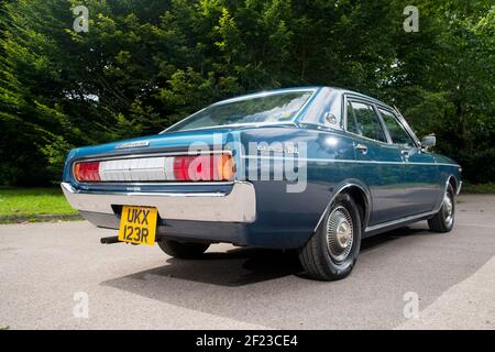 1977 Datsun 200L Japanese saloon car Stock Photo