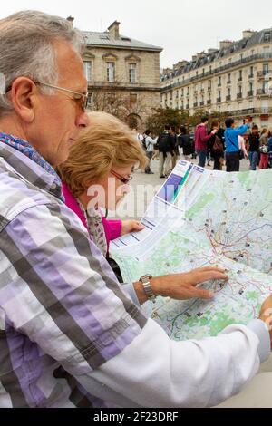 tourists in paris Stock Photo