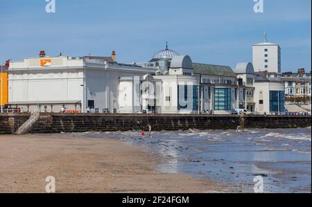 Bridlington Spa theatre and event venue next to the South beach in Bridlington, East Yorkshire Stock Photo