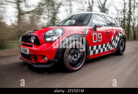 MINI Countryman John Cooper Works R60  Mini countryman, Mini cooper  countryman, Mini cooper