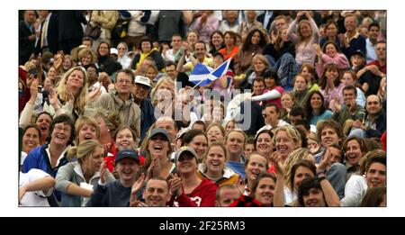 Support for Andrew Murray on Murray Mount (Henman Hill) Murray was playing against David Nalbandian.pic David Sandison 25/6/2005 Stock Photo