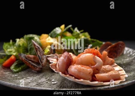 Pineapple salad with seafood Stock Photo - Alamy