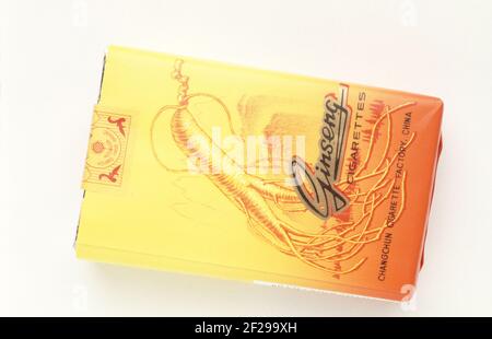 Cigarettes made of the dried leaves of Panax ginseng, medicinal plant, ginseng plant, traditional medicine in asia, corea, Ginseng, panax ginseng  / Stock Photo