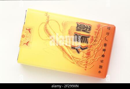 Cigarettes made of the dried leaves of Panax ginseng, medicinal plant, ginseng plant, traditional medicine in asia, corea, Ginseng, panax ginseng  / Stock Photo