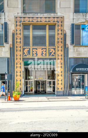Office tower entrance on Vine Street. Carew Tower and the Netherland Plaza Hotel complex were developed by John J Emery in 1929-1932. Stock Photo