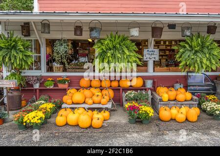 Red Apple Farm's farm stand in Phillipston, Massachusetts Stock Photo